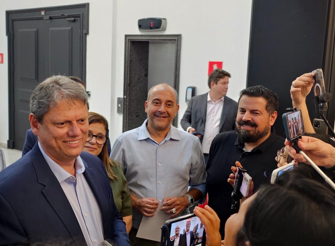 Em reunião com governador Tarcísio, Guto Volpi pede acesso ao Rodoanel em Ribeirão