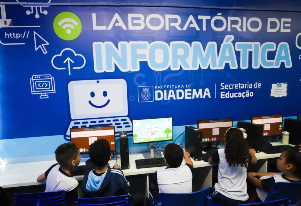Conectando o futuro: Diadema salta para 42 Escolas com internet de Alta Velocidade até setembro