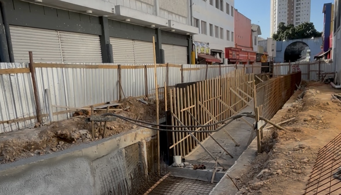 Obras do Drenar avançam e conexão subterrânea entre Terminal de São Caetano com a Rua 24 horas é iniciada