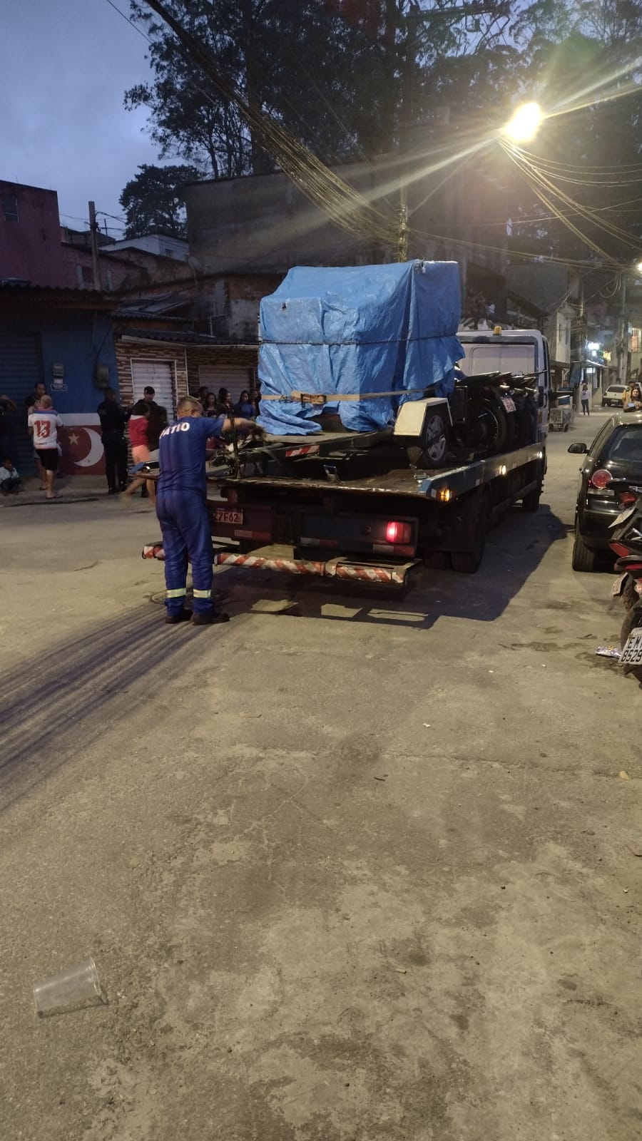 Operação contra desordem recolhe 11 veículos irregulares no Parque Miami, em Santo André