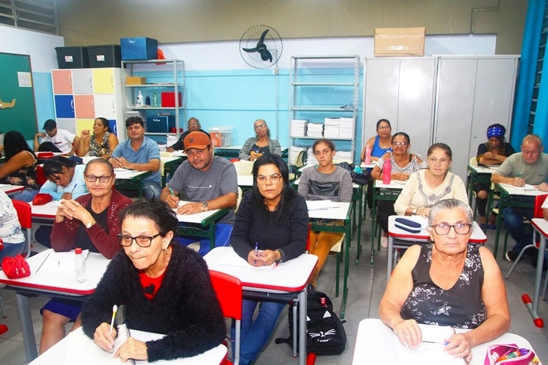 Moradores de Diadema podem voltar a estudar e fazer cursos profissionalizantes de graça