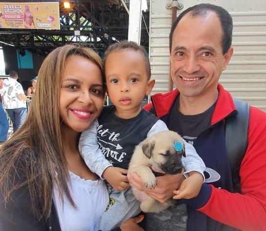 Os novos tutores receberam orientações de profissionais e assinaram um termo de responsabilidade. (Divulgação/PMETRP)