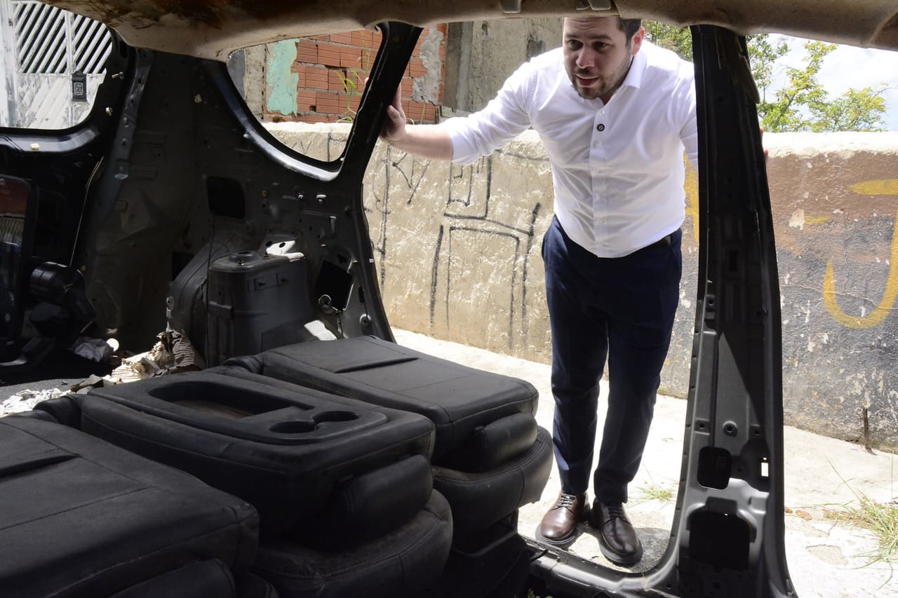 Santo André retirou 1.034 veículos abandonados das ruas em 2025