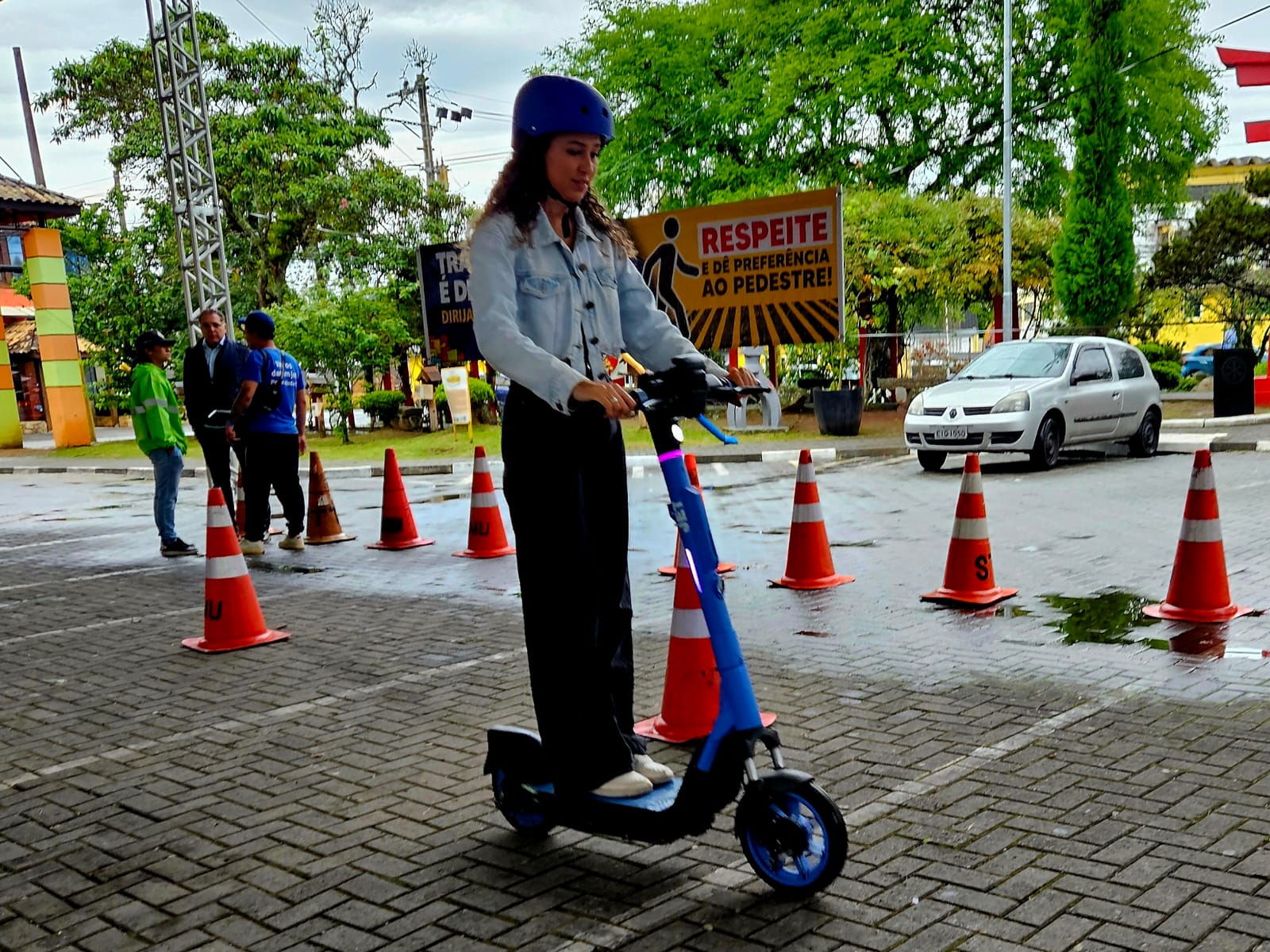Patinetes elétricos registram 3,2 mil viagens na primeira semana em Ribeirão Pires