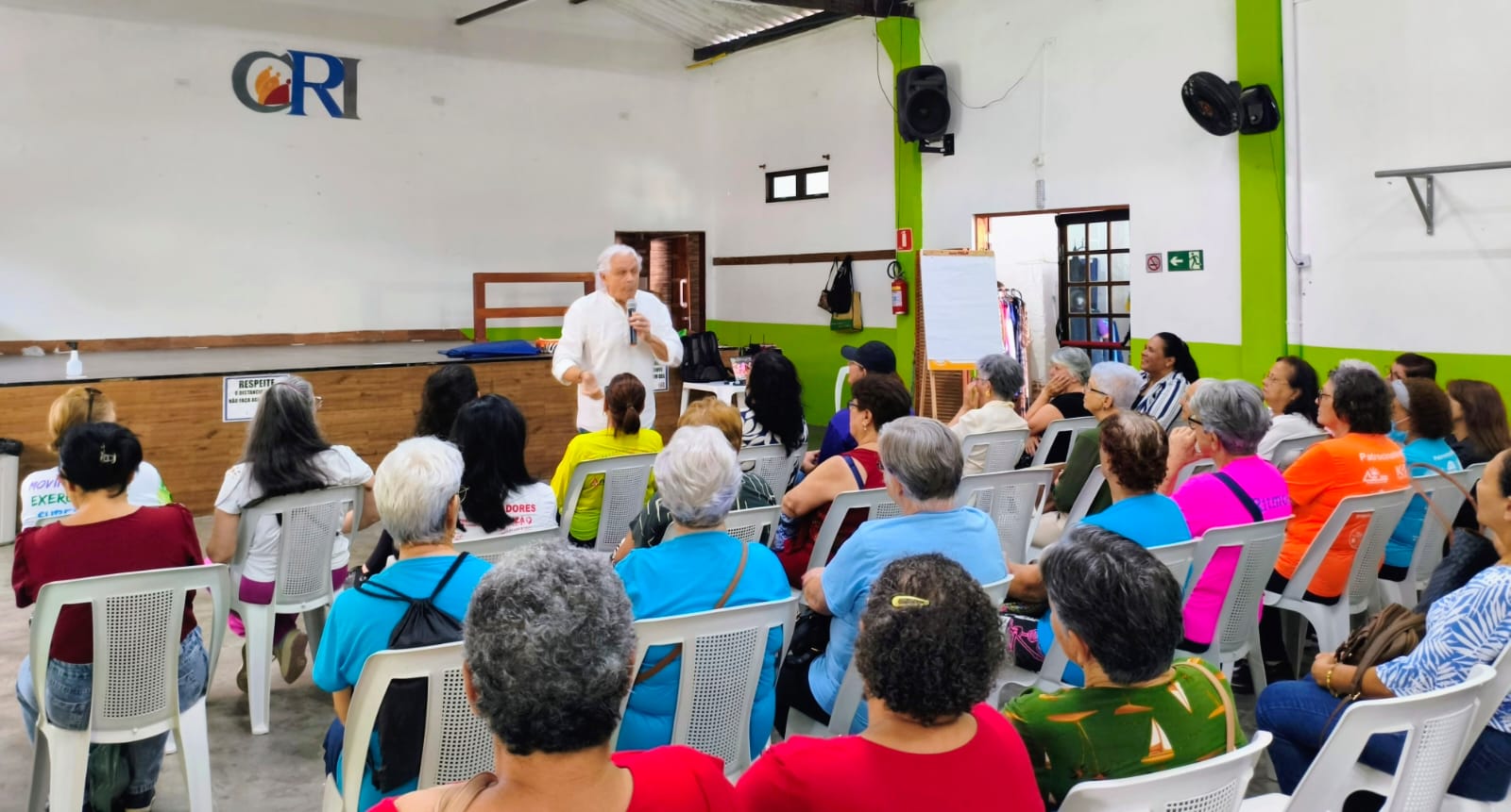 Ribeirão Pires inicia ciclo de palestras sobre envelhecimento ativo e reúne idosos em ação voltada à saúde