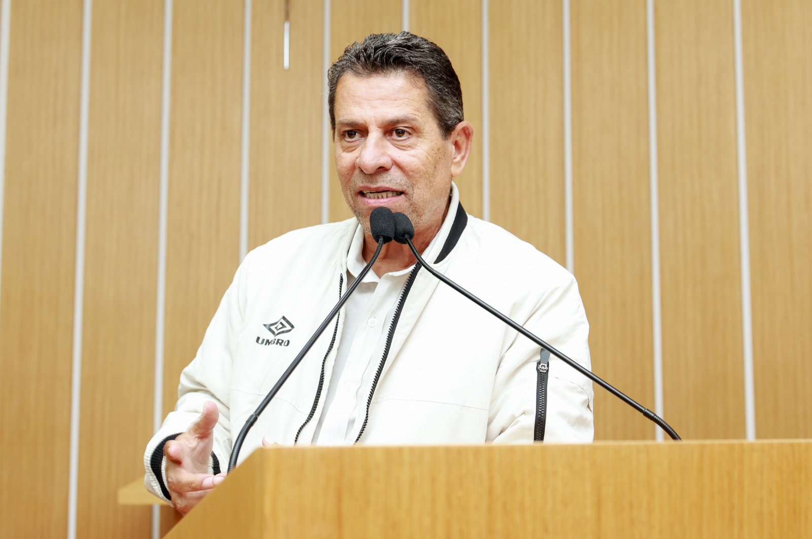  Gilberto Costa propõe retorno da Liga das Escolas de Samba em São Caetano