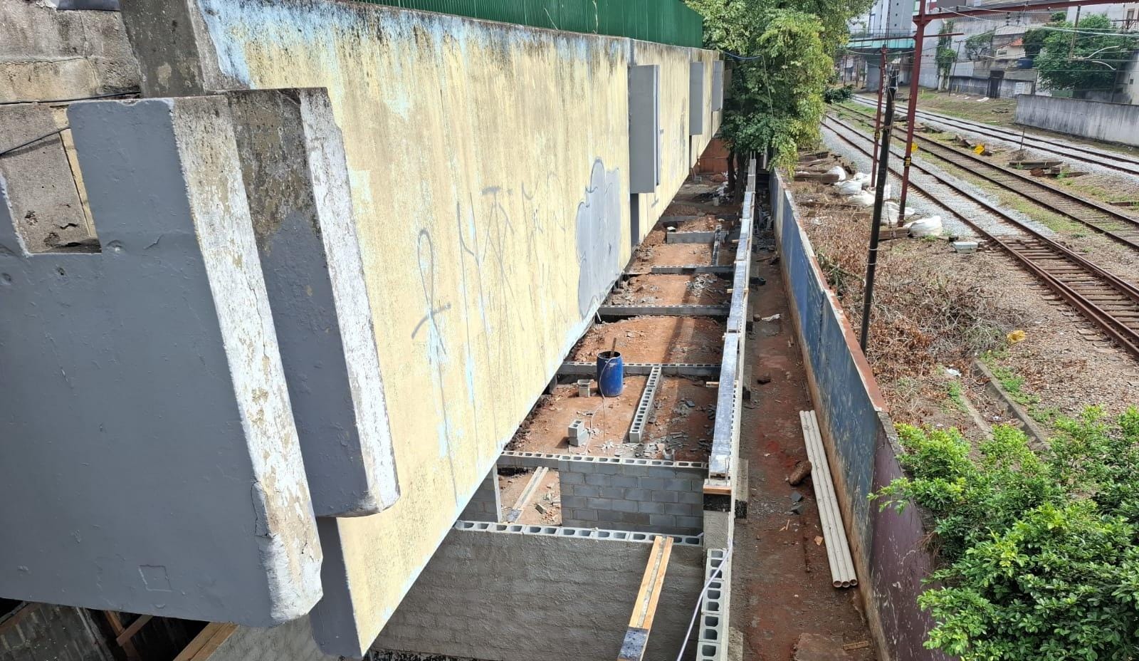 Obras do Terminal de São Caetano avançam na passagem de nível, construção de elevadores e novos espaços