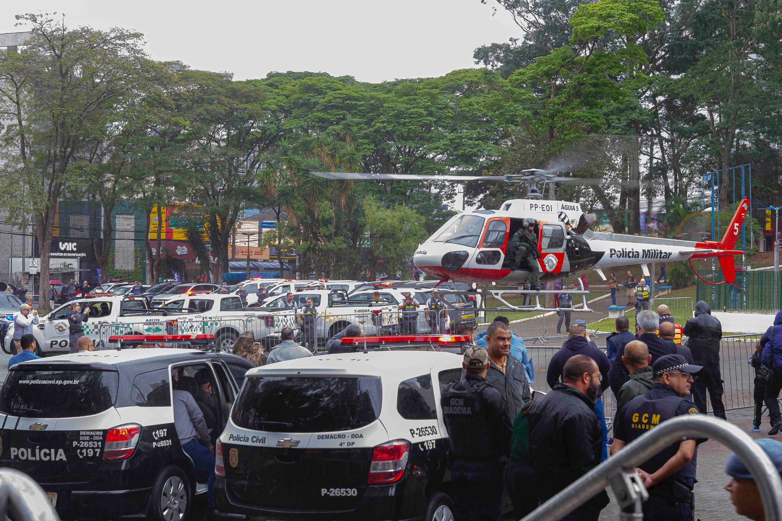  Prefeito Taka Yamauchi une forças policiais para intensificar combate ao crime