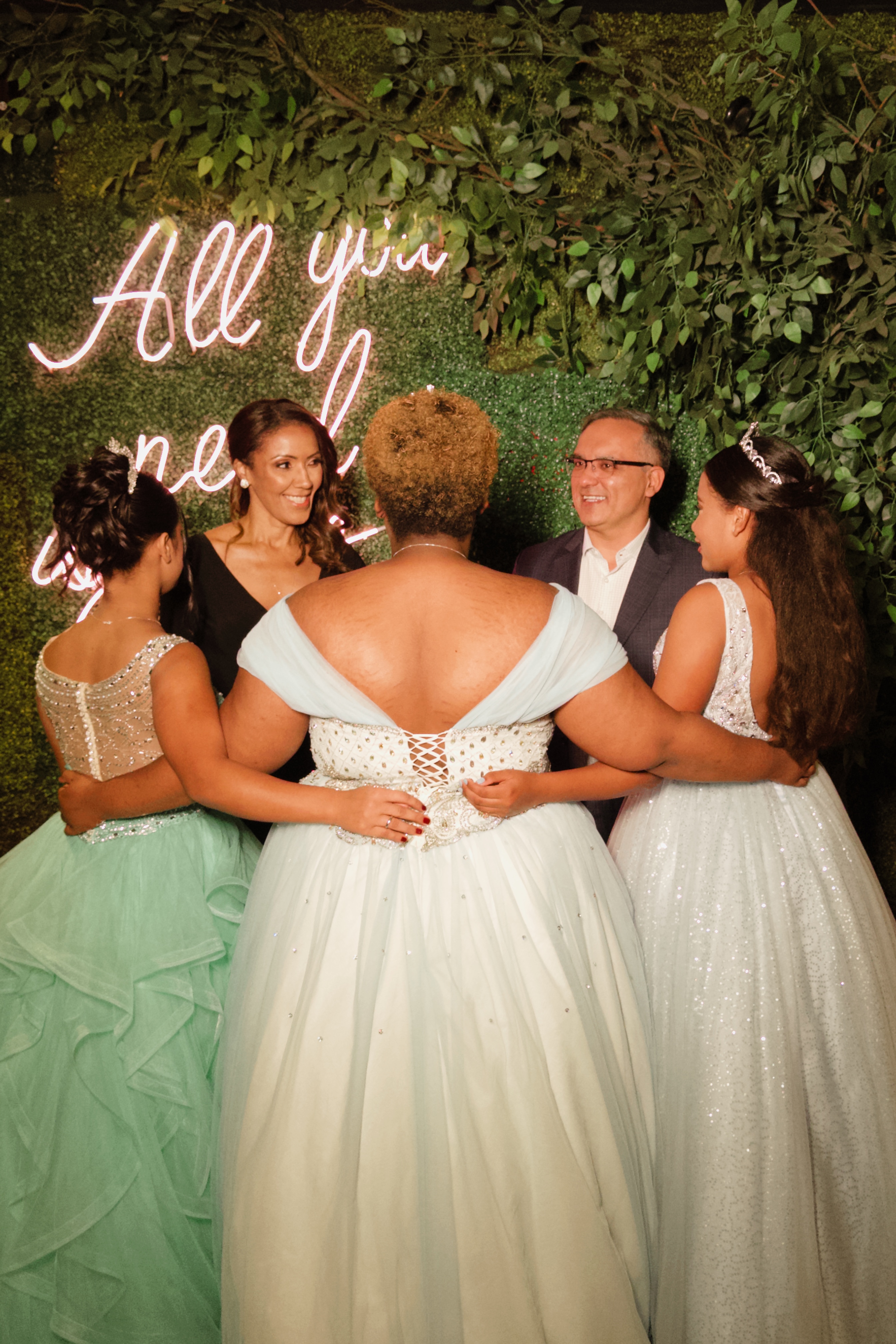 Emoção e alegria dão o tom em festa para debutantes organizada pelo Fundo Social de São Bernardo